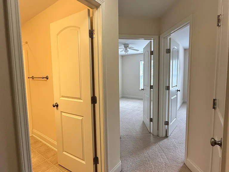 4612 Cottendale Dr — Photo 28