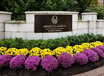 150 Henley Place in Weehawken