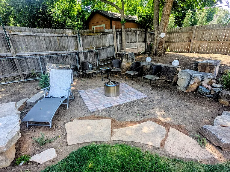 3911 Capitol Dr #2 — Photo 3