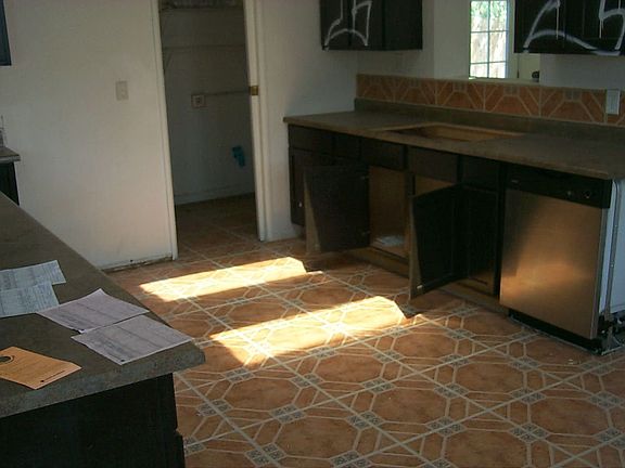 3rd image of 1828 Vegas Valley Dr
