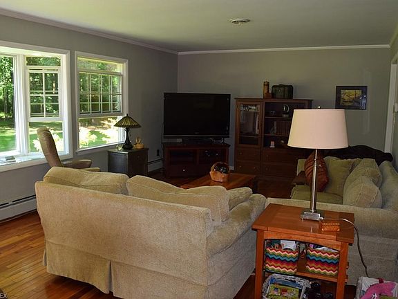 4th image of 7920 Gates Mills Estates Dr