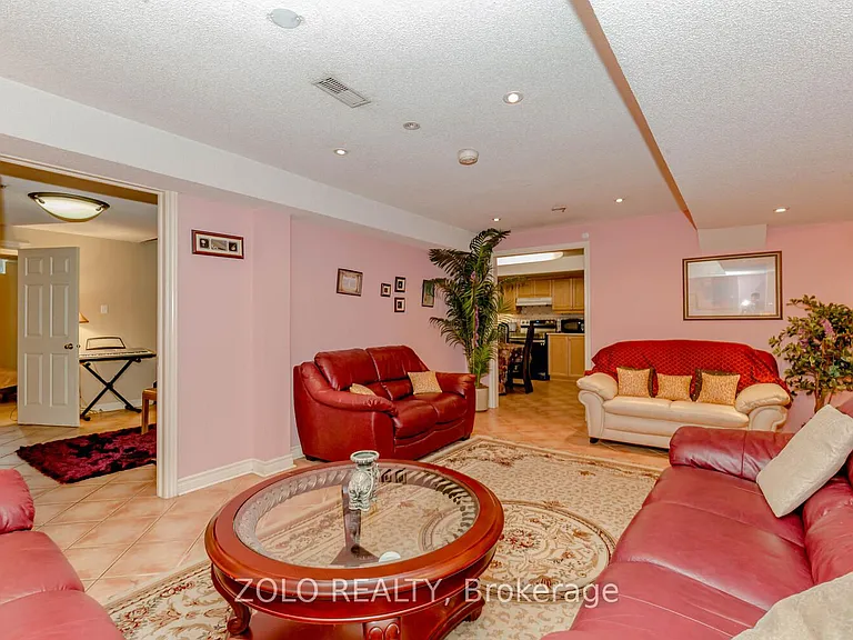 1474 Rosemanor Dr — Photo 9