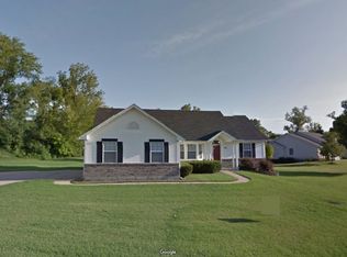 9952 Lochiel Ln, Saint Louis, MO 63137