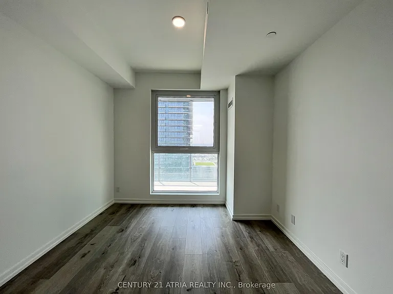 7890 Jane St #2103 — Photo 10