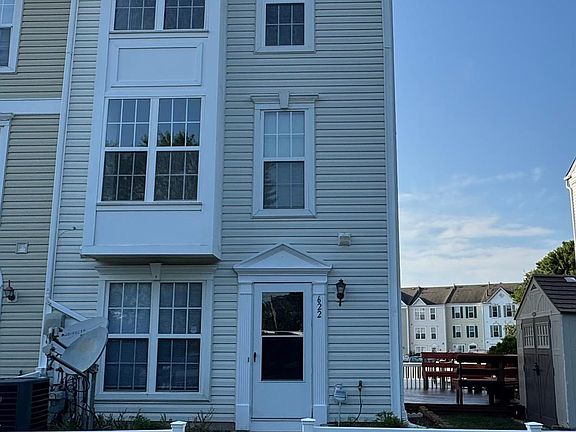 2nd image of 622 Leprechaun Ln