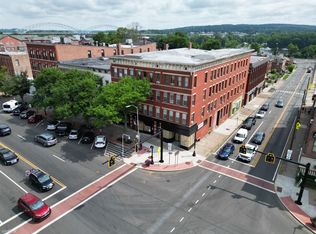 460 Main St, Middletown, CT 06457