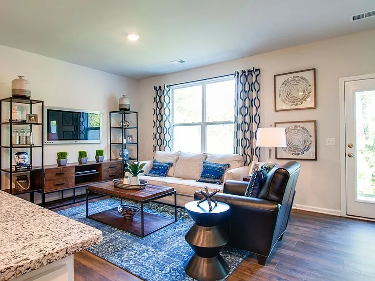 226 Warrior Pl — Photo 4
