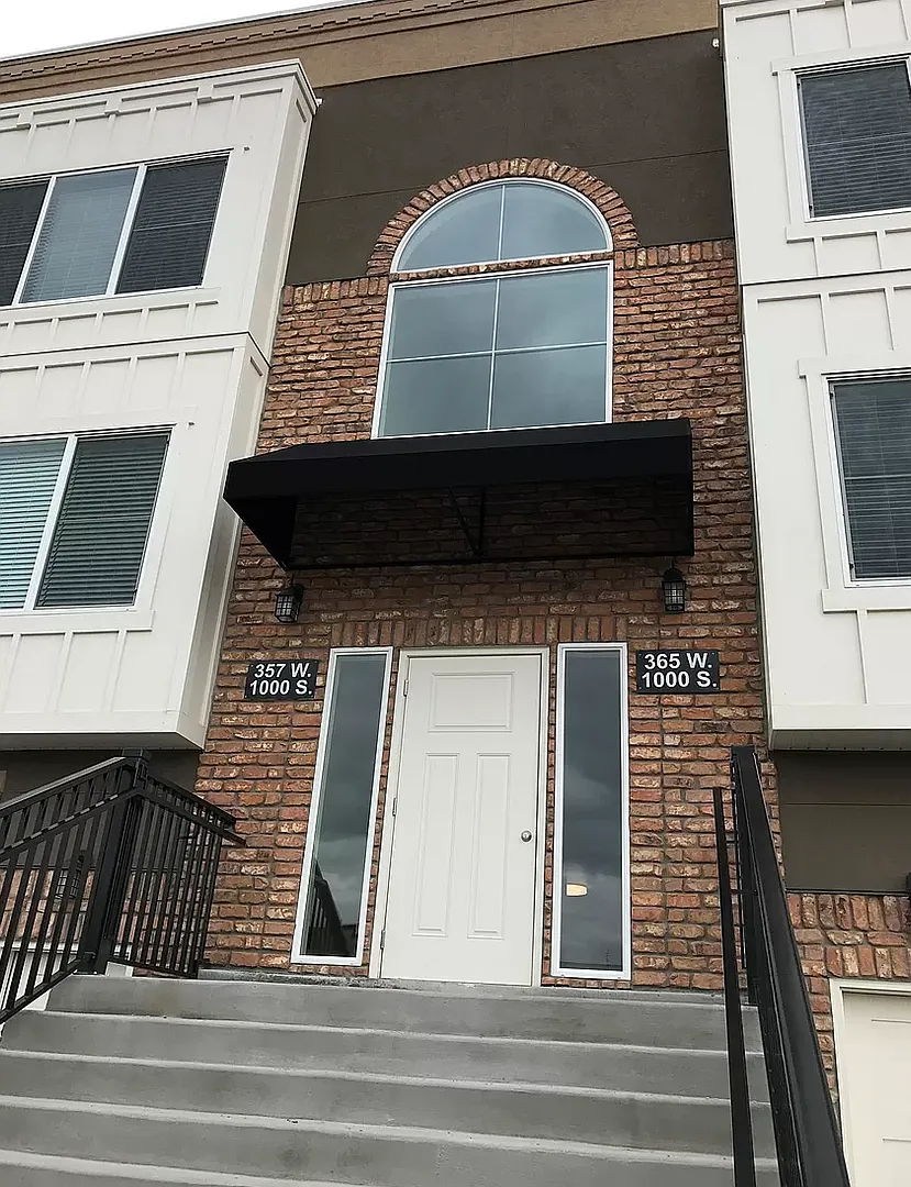 Lyman Triplex — Photo 1