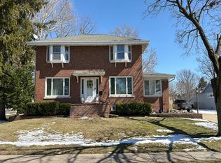 2207 N Broad St, Galesburg, IL
