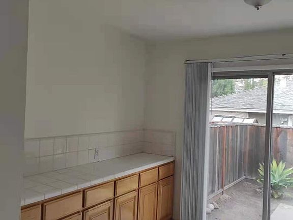 4th image of 19349 Sorenson Ave #3
