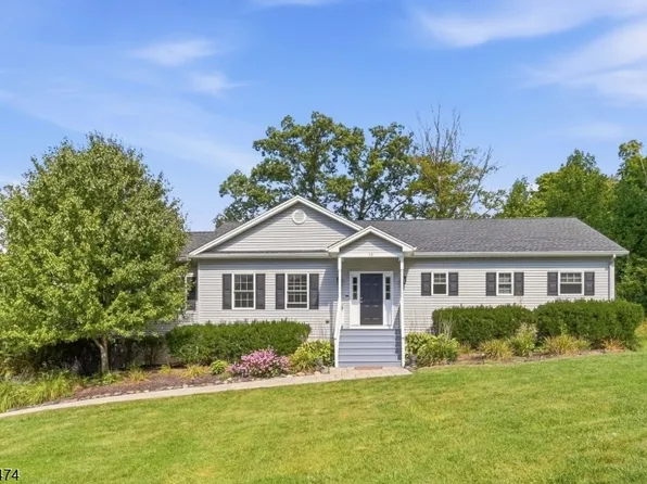 58 Leslie Dr, West Milford Twp., NJ 07480