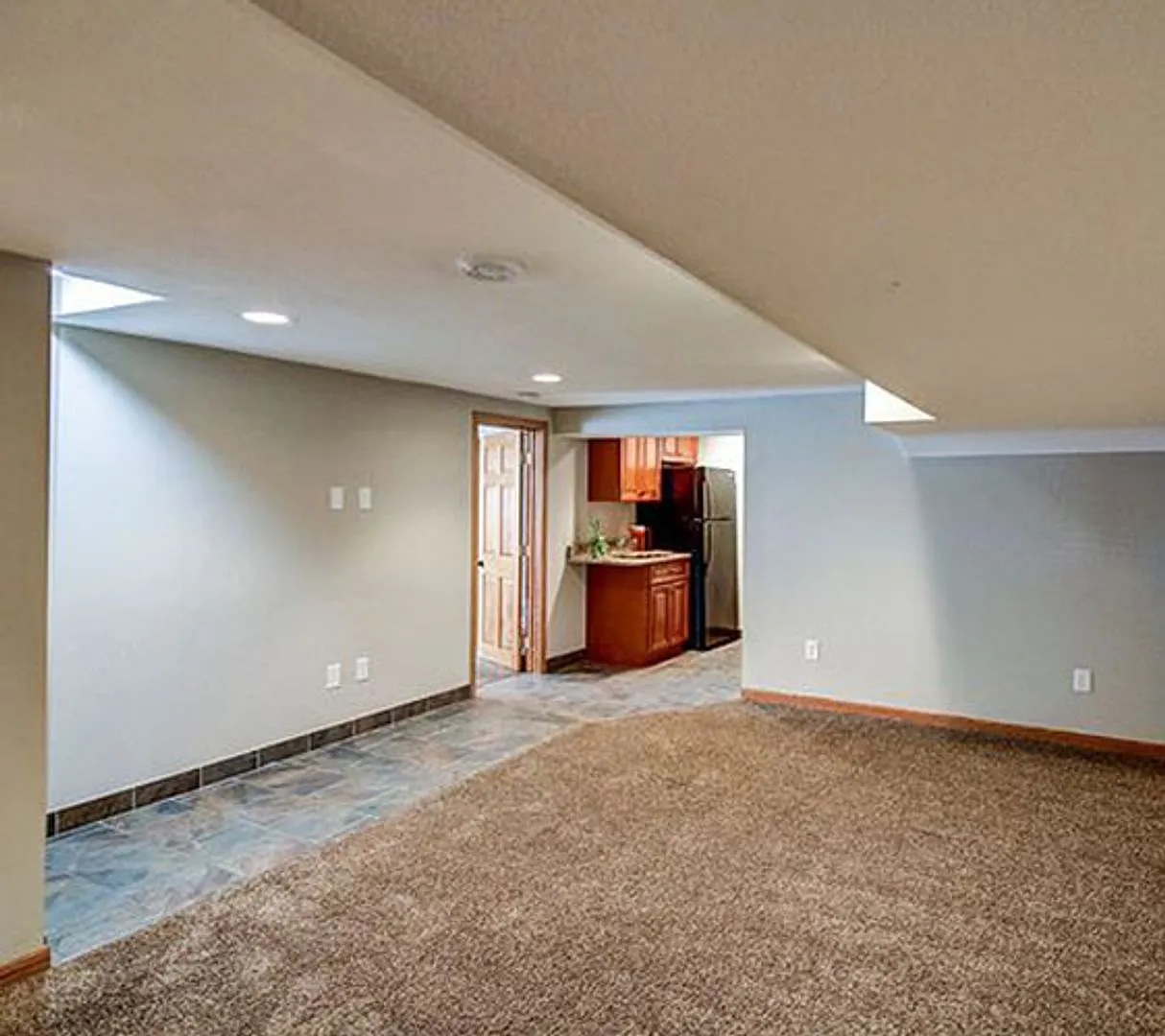 5-Bedroom, 3-Bath House Close to U of M Campus — Photo 4