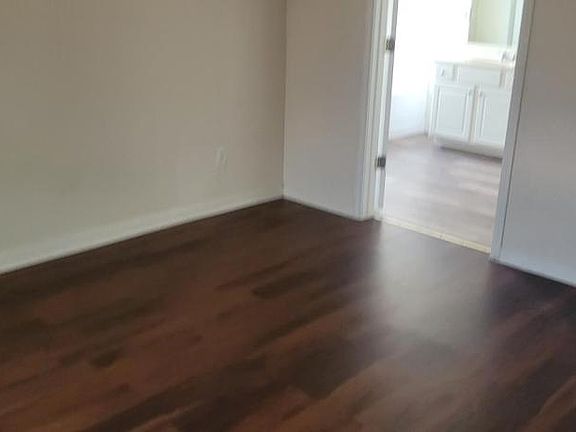 5th image of 3449 Davenport Park Ln