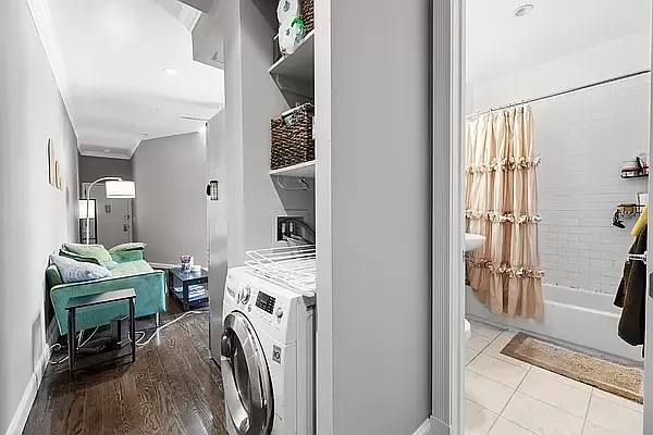 Rented by Living New York | media 11