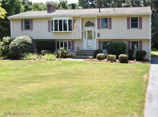 330 Ives Rd, Warwick, RI 02818
