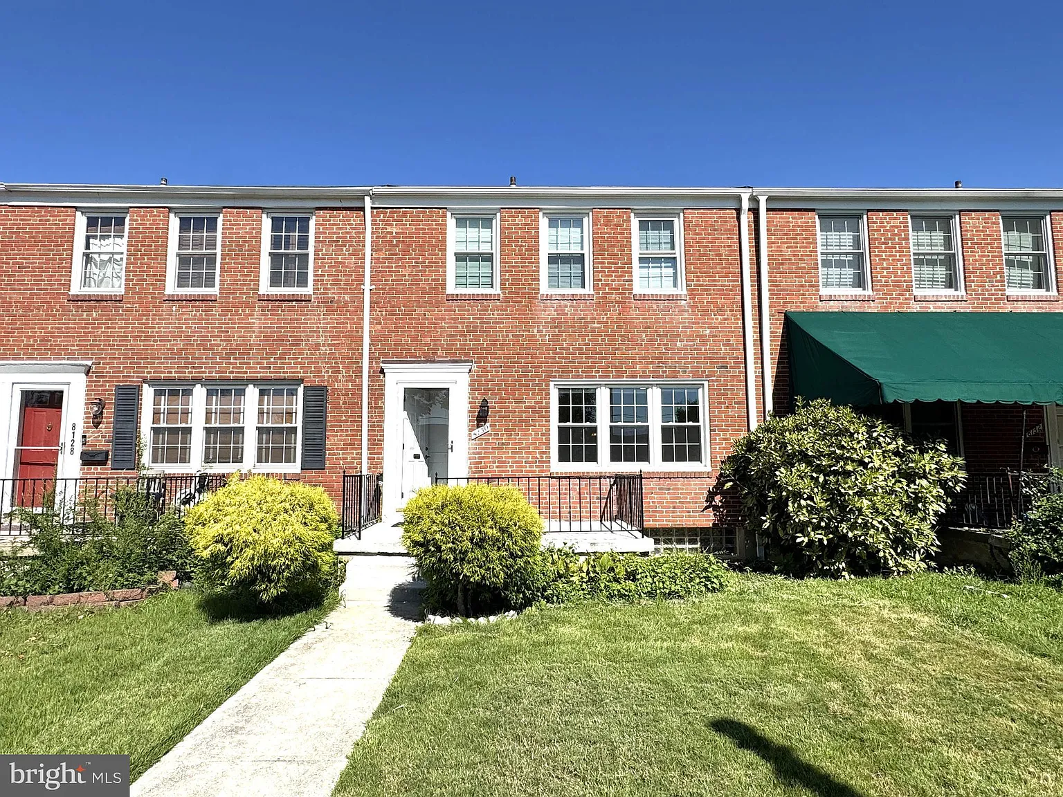 3 bed, 1580 sqft, $2,750 — Photo 2