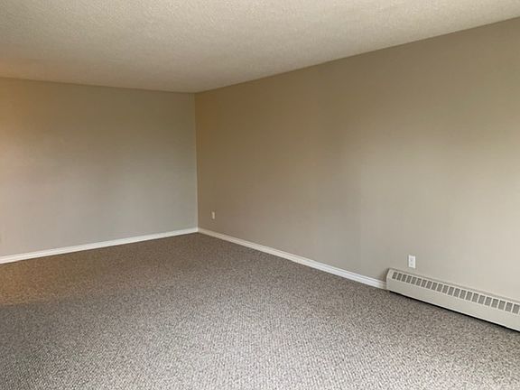 3rd image of 8111 C 96th St #D-220key-4