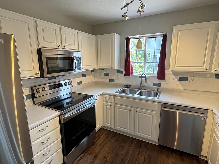 1365 S Danube Way — Photo 17