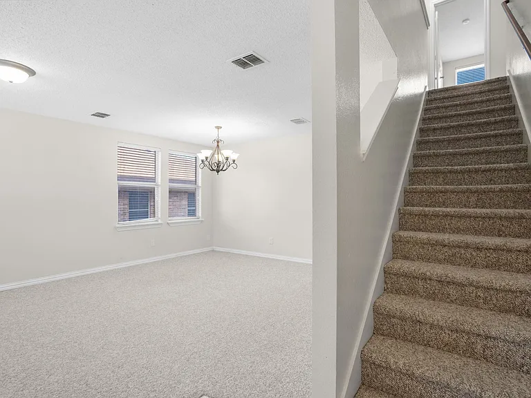 1312 Annalea Dr — Photo 23