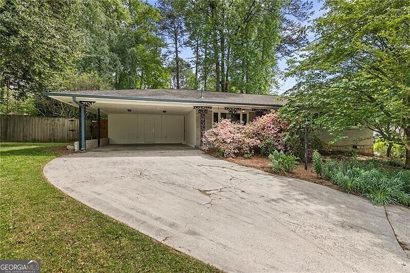 1st image of 1619 Moncrief Cir