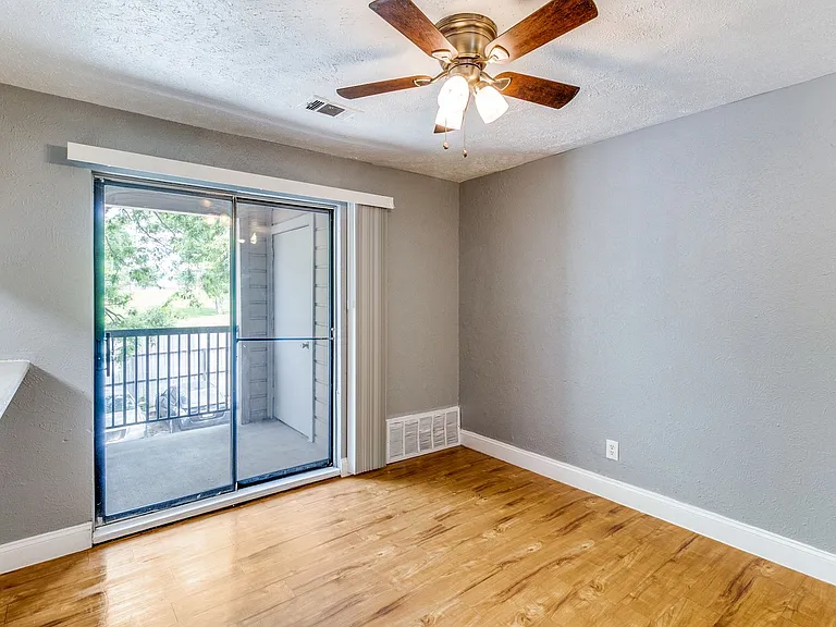 2354 Little Pocket Rd — Photo 8