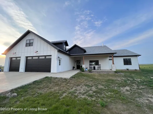 11293 29d St SW, Dickinson, ND 58601