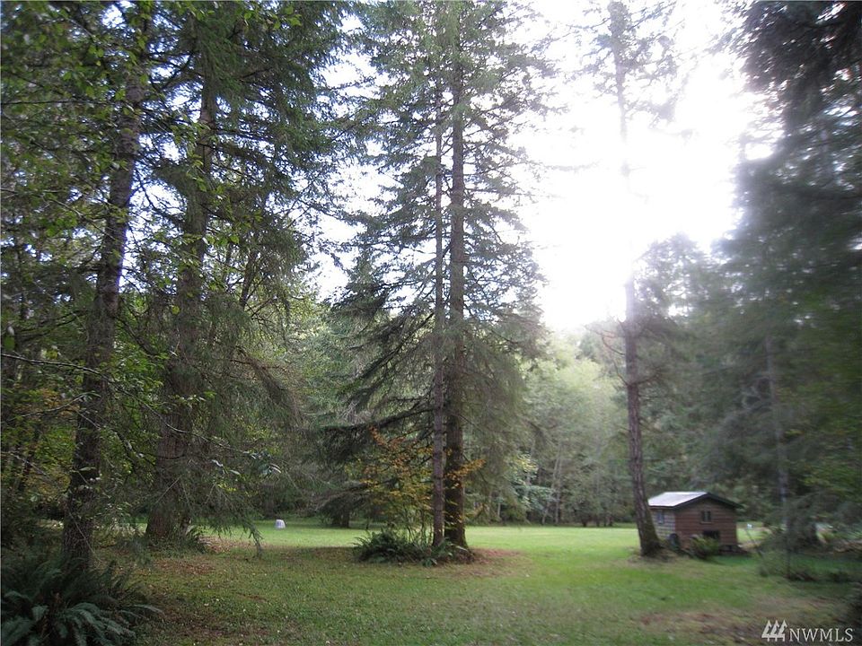 1st image of 256 Creekwoods Dr