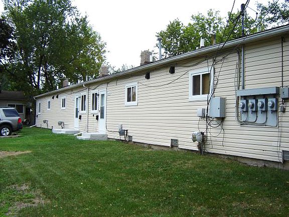 2nd image of 32468 Lenawee St