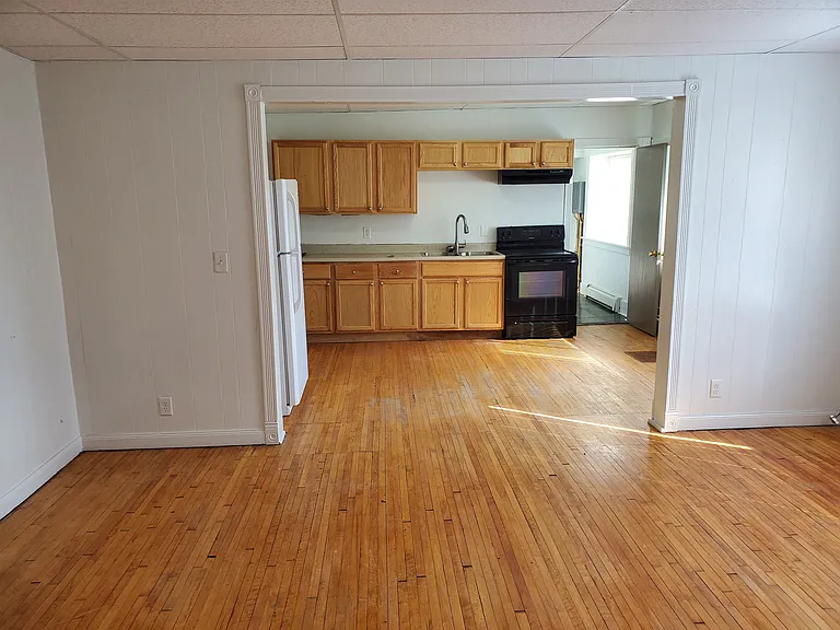 112 5th St S #1 — Photo 10