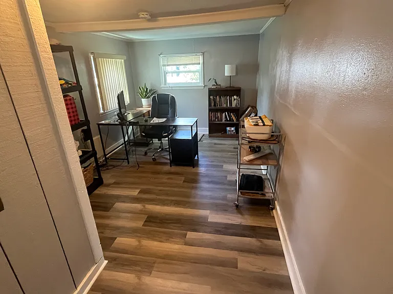 720 6th Ave SW — Photo 6