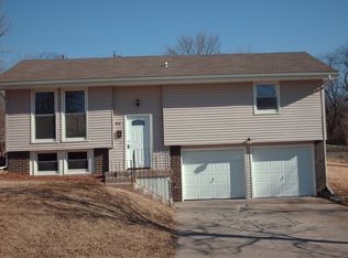 9617 Lawndale Ave, Kansas City, MO 64137