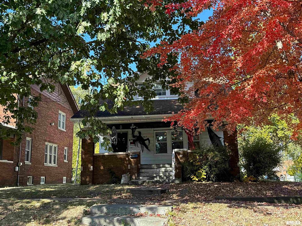 2nd image of 817 E Nebraska Ave