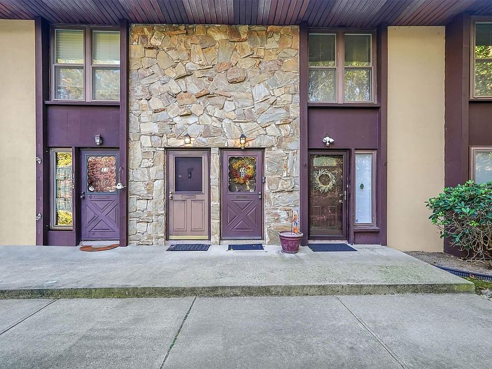 1st image of 16 Willow Court #16