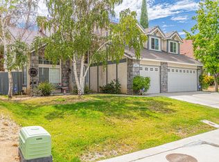 39421 Beacon Ln, Palmdale, CA 93551