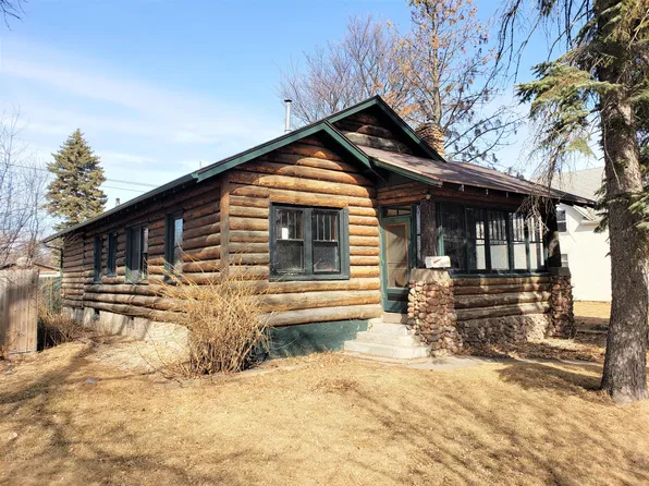 510 2nd St SW, Jamestown, ND 58401