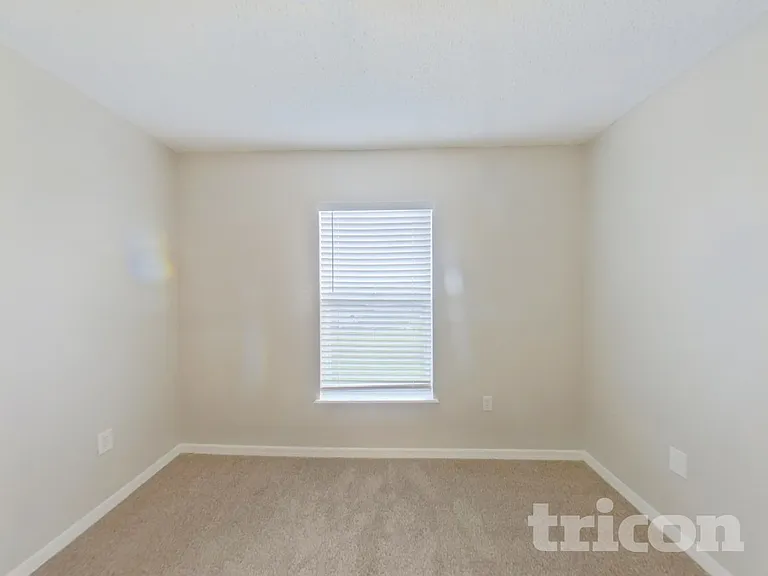 1730 Sunset Ridge Dr — Photo 11