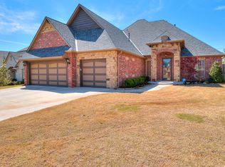 4533 Spectacular Bid Ave, Edmond, OK 73025