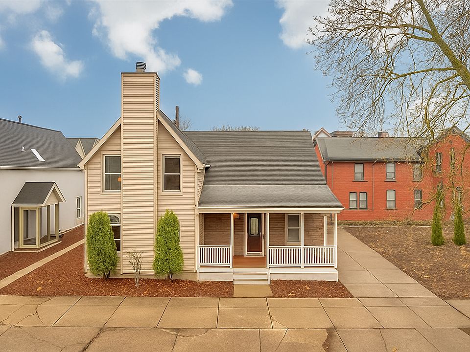 1st image of 213 Virginia St #1