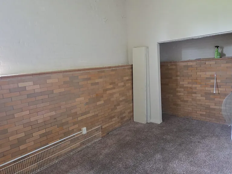 115 West st — Photo 15
