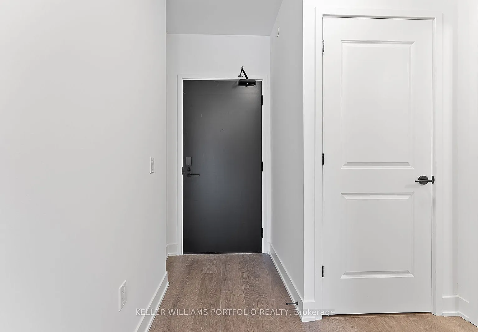 2 bed, $2,450 — Photo 3