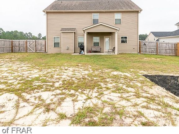 3rd image of 701 Stonebriar Ave