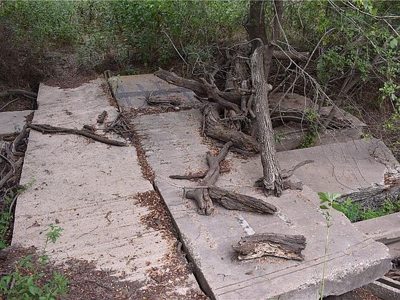 4th image of 3710 County Road 450