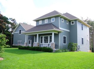 14710 Mayberry Dr, West Olive, MI 49460