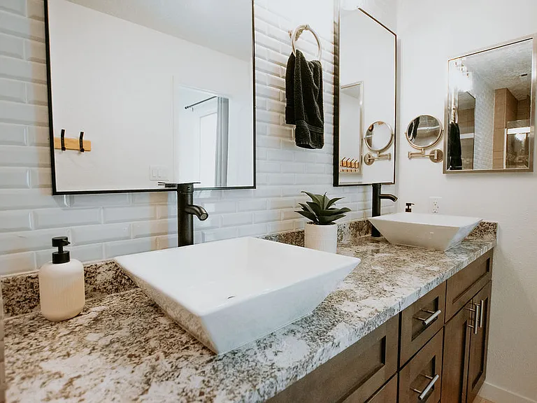 9514 Avenida Del Oso NE — Photo 47