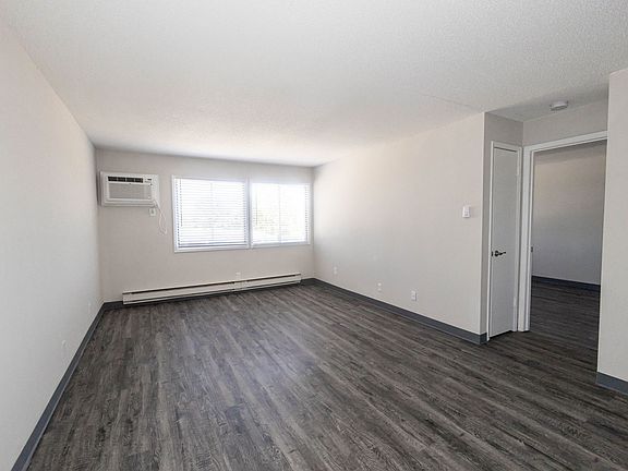 2nd image of 7201 SE 5th St #16