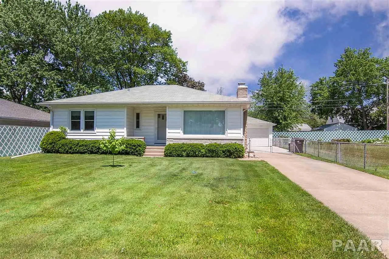 2325 W Forrest Hill Ave photo 1