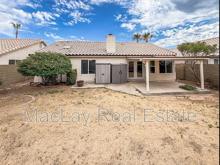 2934 E Blackhawk Dr — Photo 20