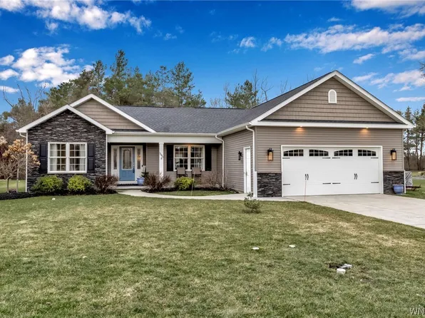 3080 Bowen Rd, Elma, NY 14059