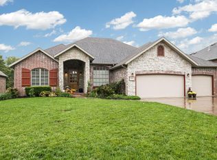 4452 E Ambrose Dr, Springfield, MO 65802