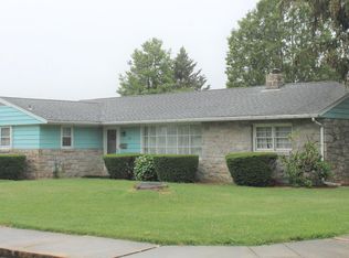 301 Somerset St, Fleetwood, PA 19522